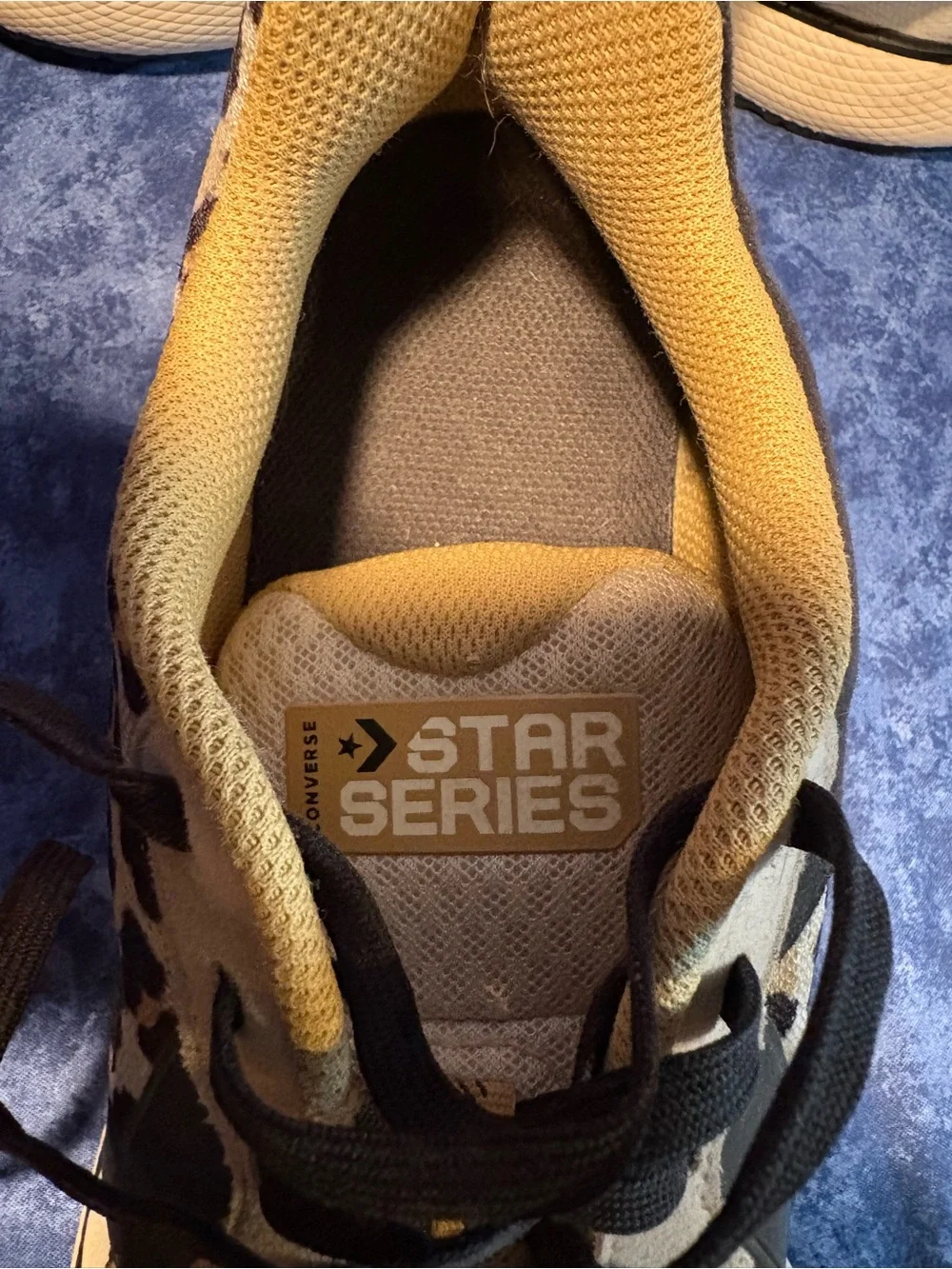 Converse Star Series Low Sneaker Leopard Print Men’s Size 9.5 Tennis Shoes